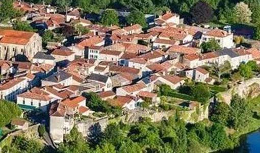 文山回乡建别墅为什么一定要选专业乡墅公司